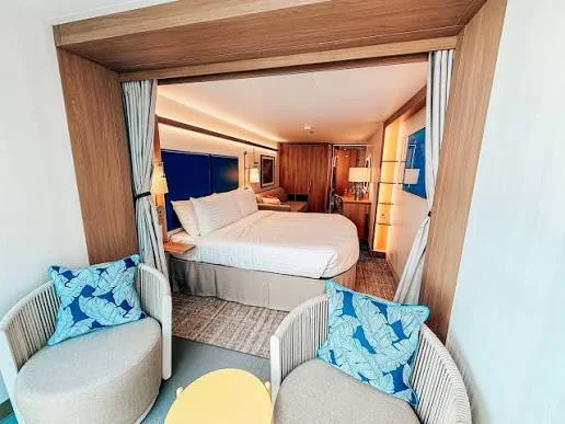 Infinite Ocean View Balcony example photo 3
